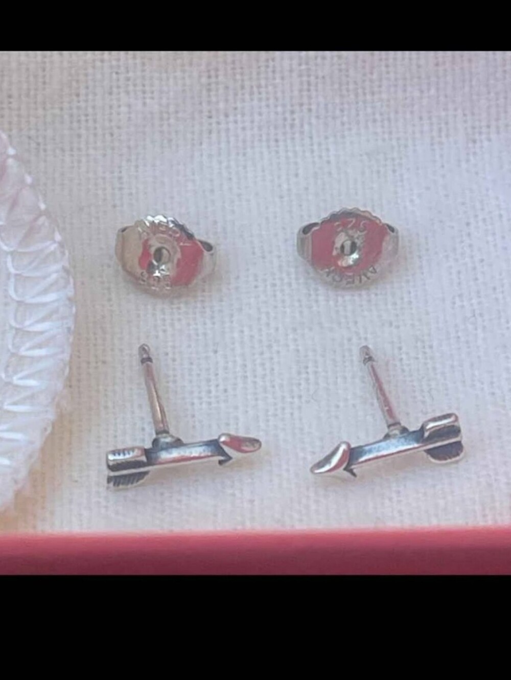 James Avery Mini Arrow Earrings - Picture 3 of 5